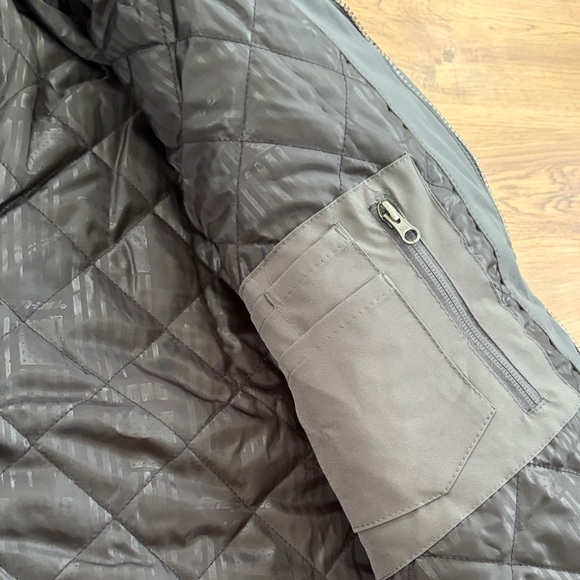 Snap-On Jacket - Picture 6 of 9